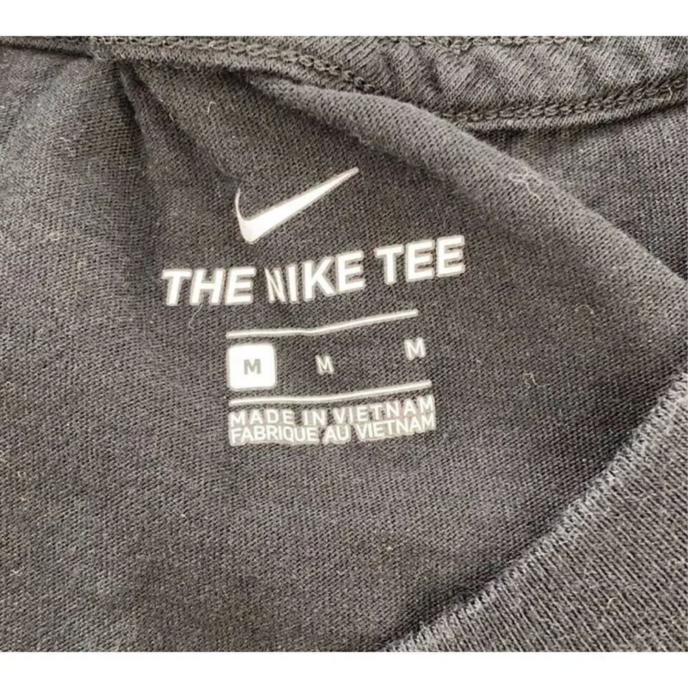 The Nike Tee Girls Black Short Sleeve Tee Purple Nike Graphic Size M